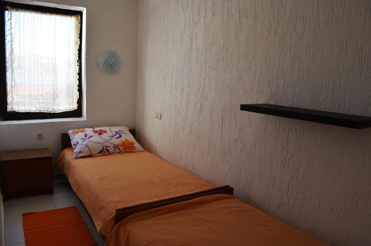 Ara-Sunset & Mojito Apartment Baska  Baska (Krk)